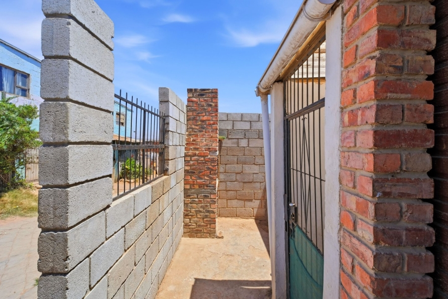 2 Bedroom Property for Sale in Missionvale Eastern Cape